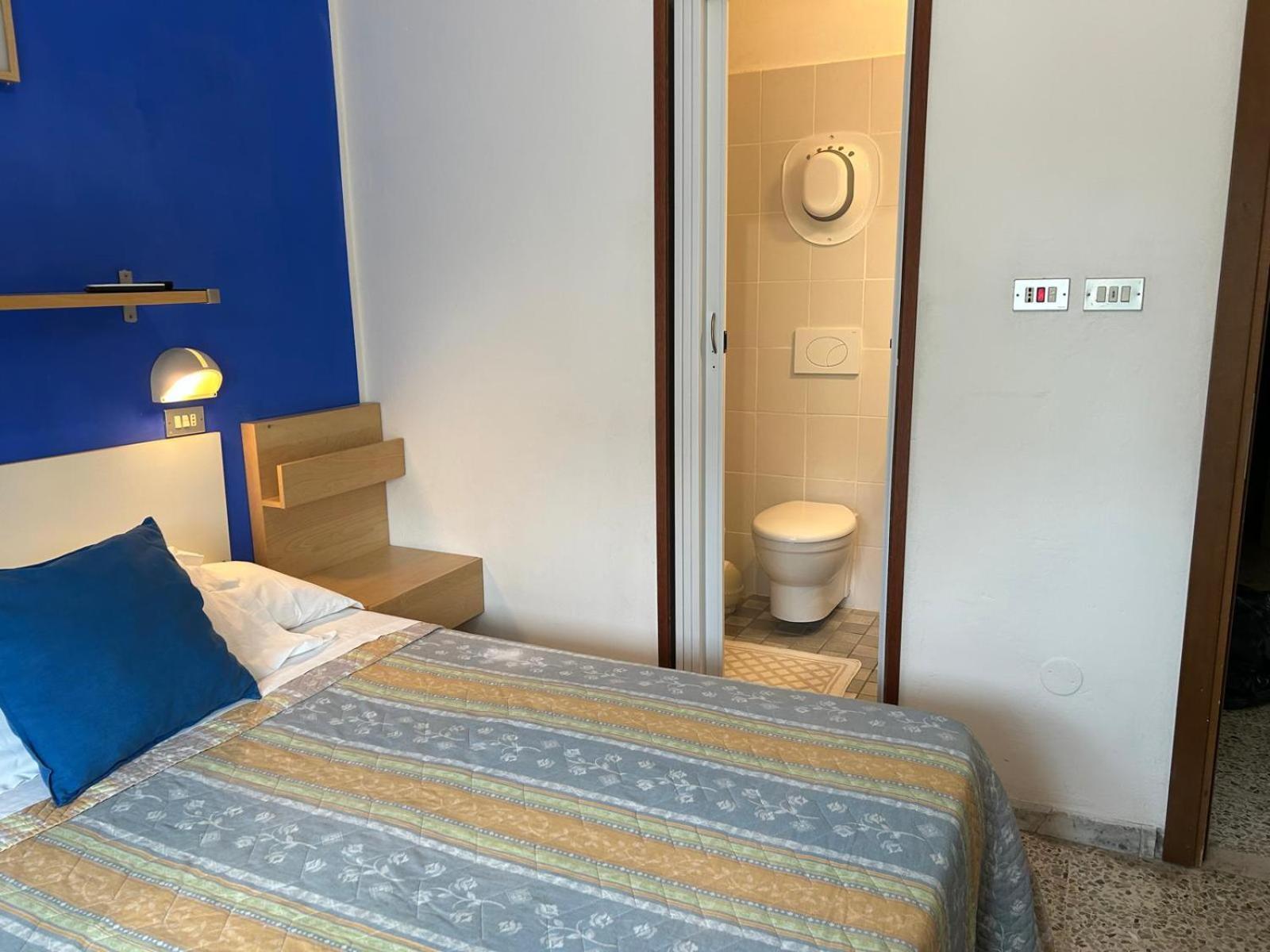 Bed And Breakfast Villa Giovanna Rimini Exterior photo